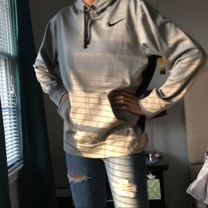 NIKE thermafit gray hoodie